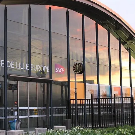 Chambre, Proche Metro